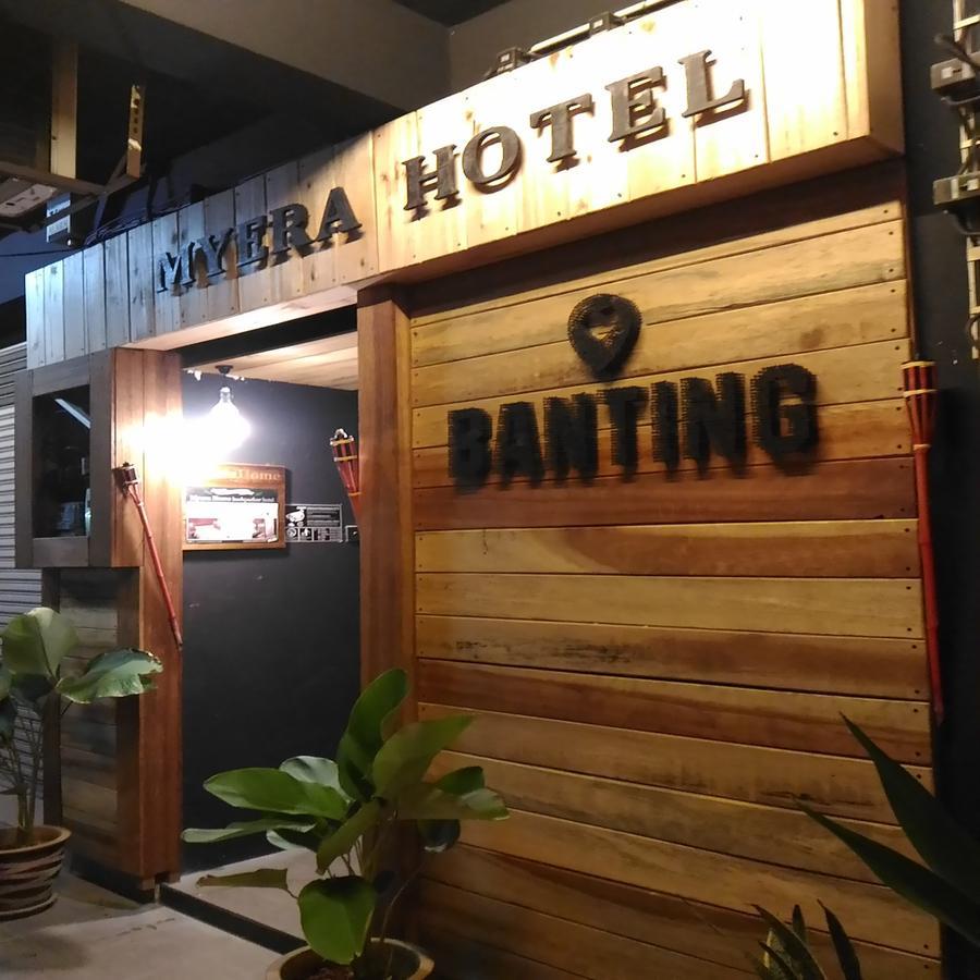 Myera Hotel Banting  Buitenkant foto